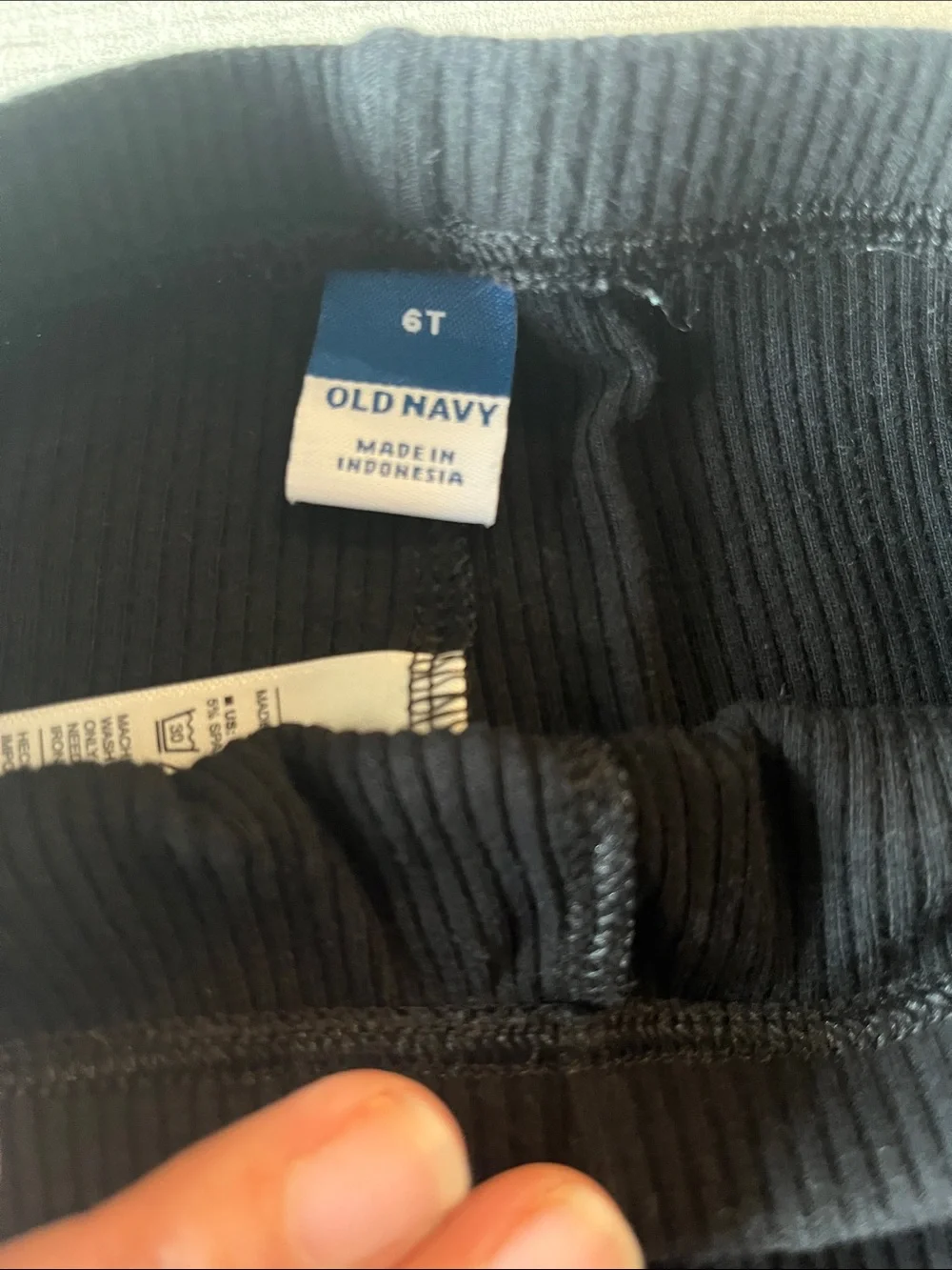 Old Navy Black Ribbed Kids' Biker Shorts (6T)